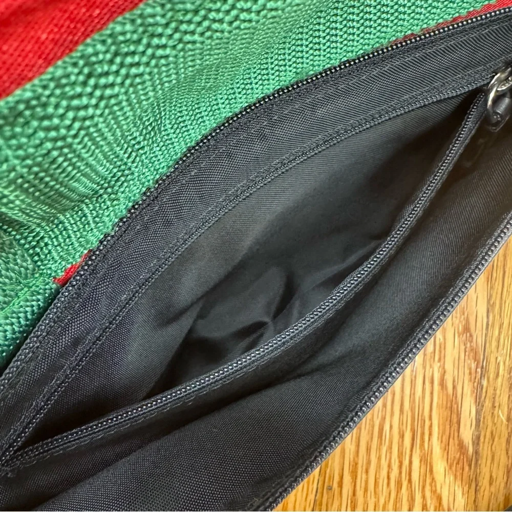 *RARE* Tokens & Icons Clydesdales Leather Crossbody Bag